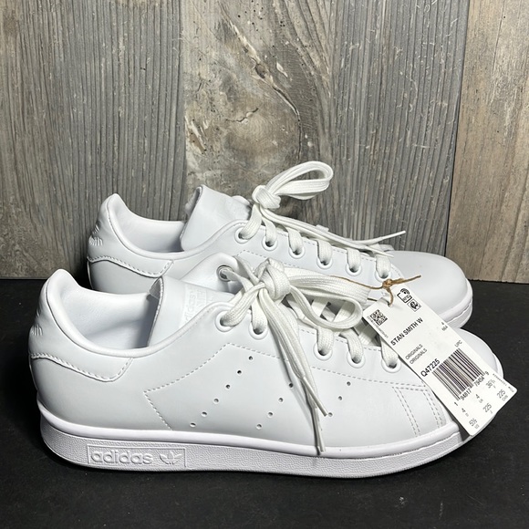 adidas Originals Shoes - Adidas Stan Smith Womens size 5.5